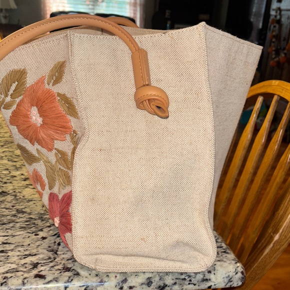 Spartina Piper Raffia Tote - Picture 8 of 12